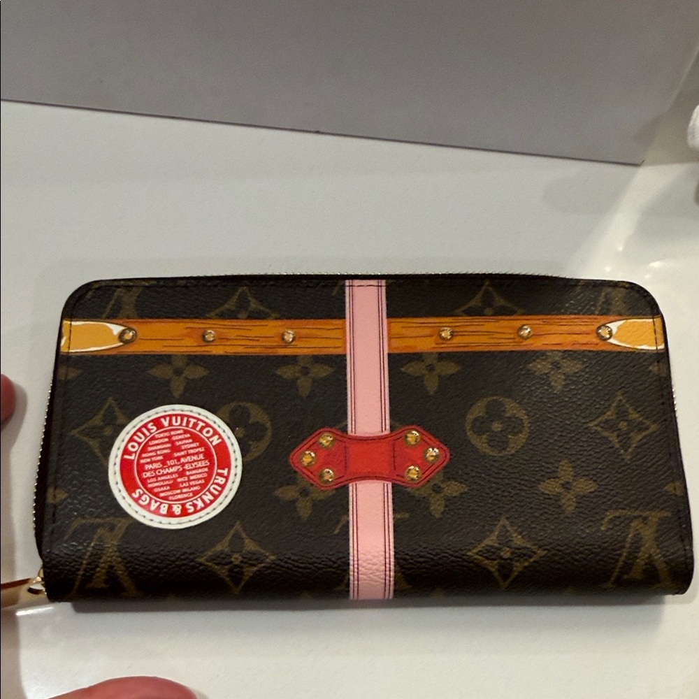 Louis Vuitton Women's Summer Trunks Pink Wallet - Picture 10 of 14